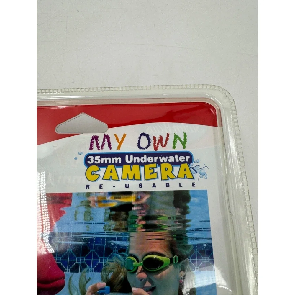New SWIM WAYS MY‎ OWN 35mm Underwater Reusable Camera Sealed